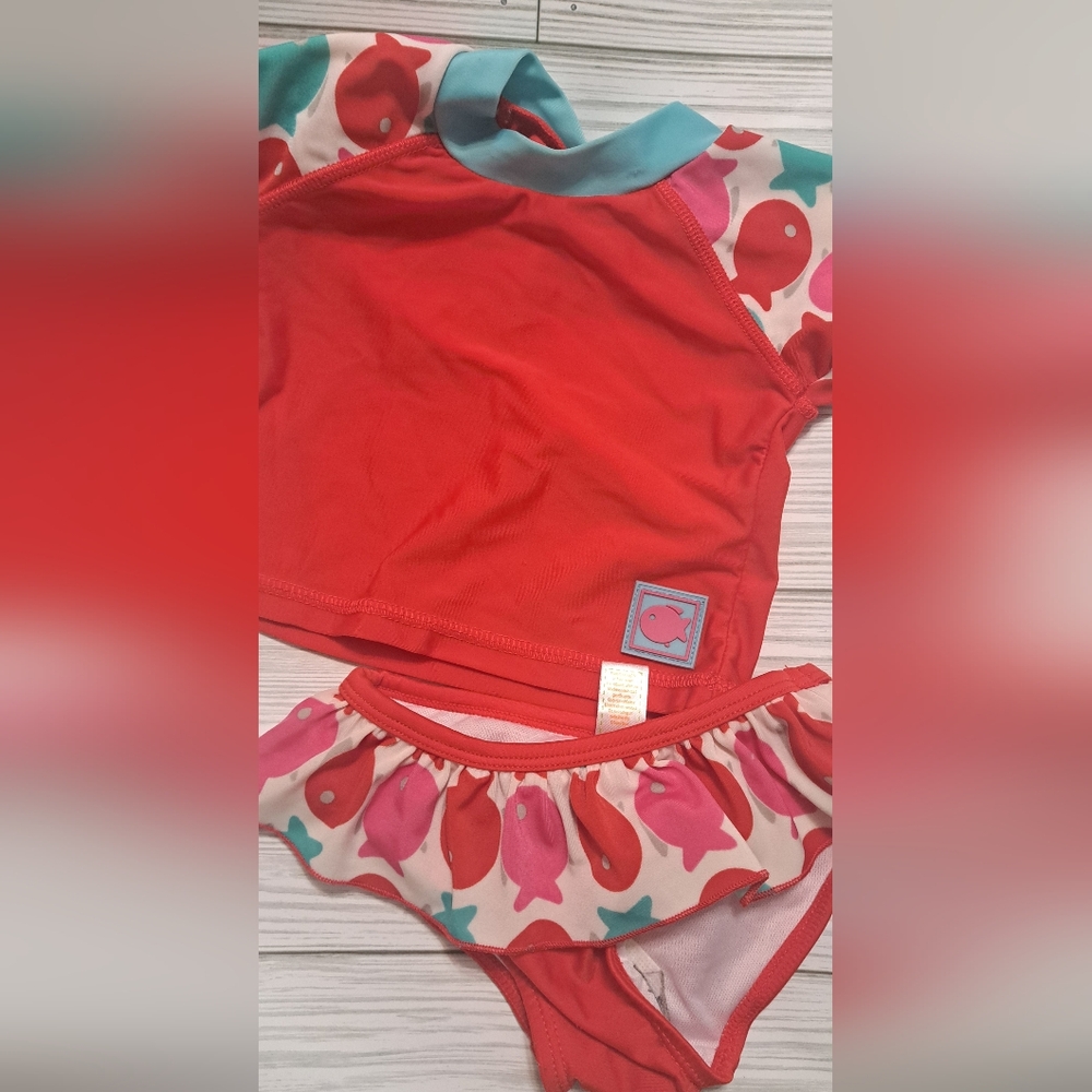 Toddler swimsuit sey 12-18M